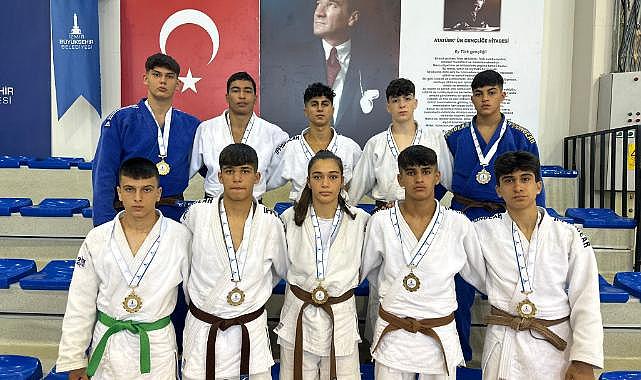 Manisa BBSK'lı judoculardan 8 madalya
