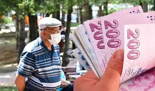 Memur-Sen'den hükümetin zam teklifine ilk tepki!
