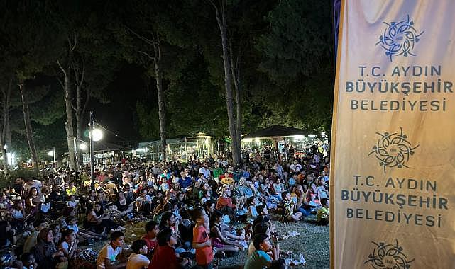 Nazilli&#039;de açık hava sineması