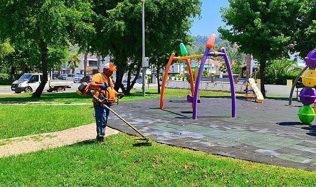 Park ve Bahçeler ekipleri durmak bilmiyor