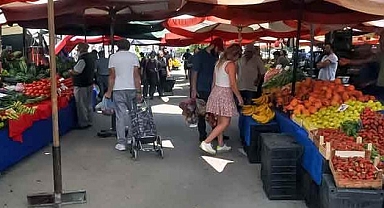 Pazarcı kadın fiyatlara tepki gösterdi!