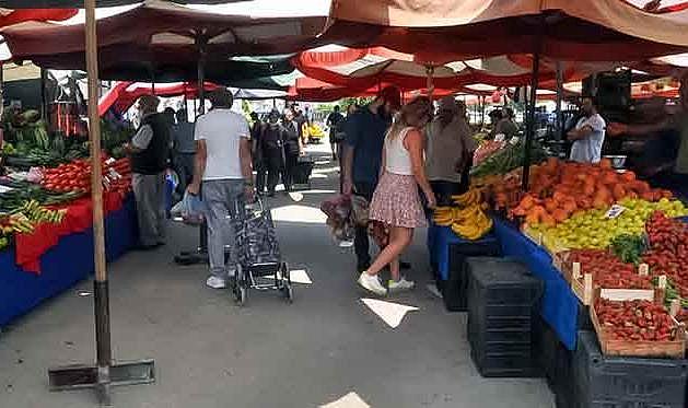 Pazarcı kadın fiyatlara tepki gösterdi!