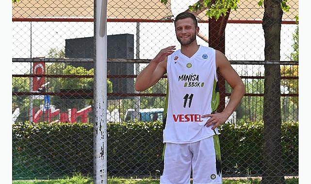 Tarzanlar beyaz formasını tanıttı