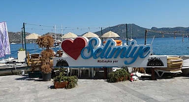 Tatilcilerin gözdesi: Selimiye halk plajı
