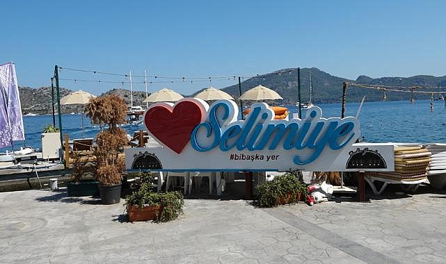 Tatilcilerin gözdesi: Selimiye halk plajı