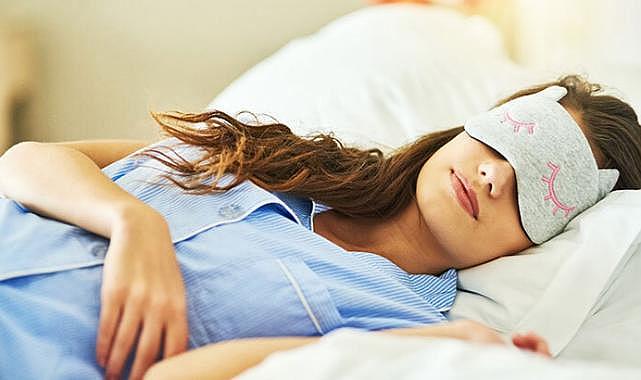 Uzmanlar uyku için en iyi pozisyonu araştırdı