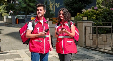 Yemek teslimatında yeni dönem: Yaya kurye!