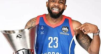 Yıldız isim James Anderson Potanın Tarzanlarına katıldı