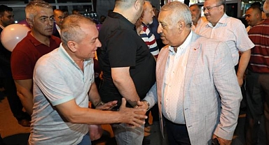 Zeybek Başkan'la mahalle buluşmaları başladı