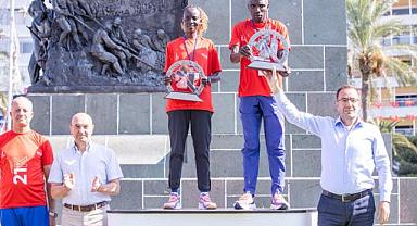 9 Eylül İzmir Yarı Maratonu’nda kurtuluş coşkusu