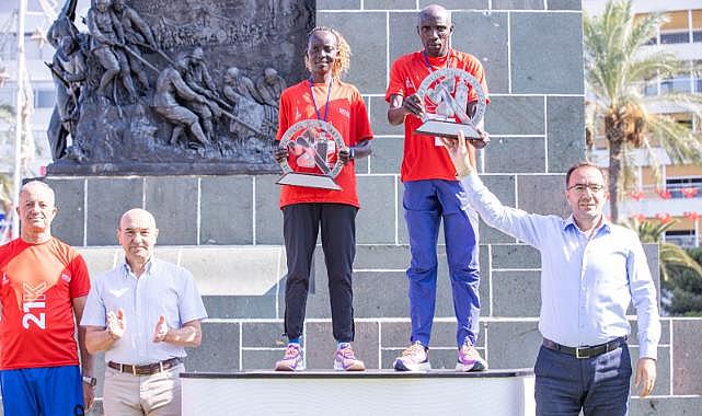 9 Eylül İzmir Yarı Maratonu’nda kurtuluş coşkusu
