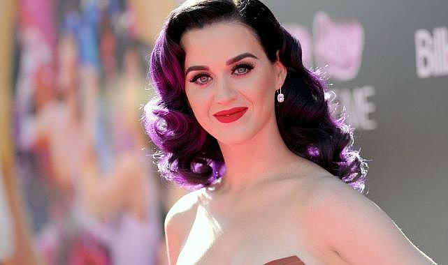 ABD'li şarkıcı Katy Perry müzik haklarını rekor fiyata sattı!