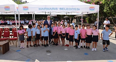 Başkan Oktay ilk ders zili heyecanına ortak oldu