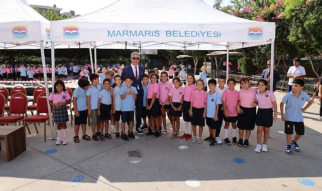 Başkan Oktay ilk ders zili heyecanına ortak oldu