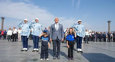 Başkan Soyer "100 zabıta personeline ihtiyaç var ama 40 kişilik kadro verildi"