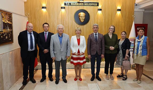 Birleşik Krallık Türkiye Büyükelçisi Jill Morris, Marmaris Belediye Başkanı Mehmet Oktay&#039;ı ziyaret etti.