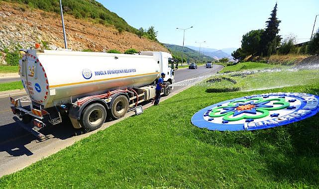 Büyükşehir yeşil alanların yüzde 90'nı arıtılmış su ile suluyor