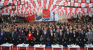CHP'de kongreler devam ediyor