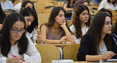 Depremden etkilenen dört ildeki üniversite öğrencilerine özel haklar