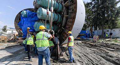 Dev köstebek yola çıktı İstikamet Buca Metrosu