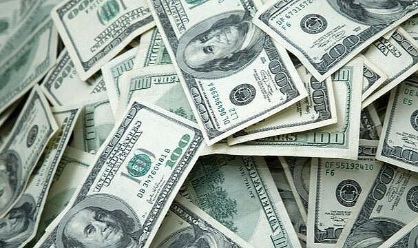 Dolar şaha kalktı! 10 ayın en yüksek seviyesinde...