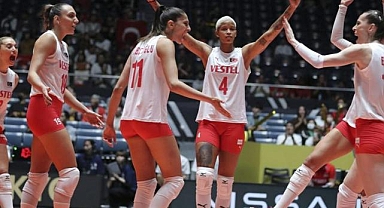 Filenin Sultanları Peru'yu 3-1 mağlup etti