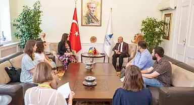 Gençlik için örnek işbirliği