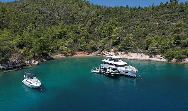 Muğla bu yıl 10 bin tekneden atıl topladı