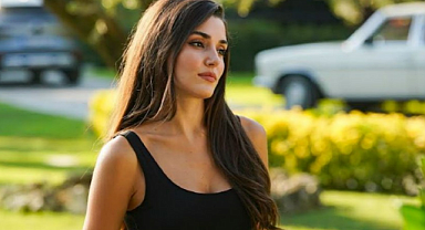 Oyunculuğu eleştirilen Hande Erçel'e bir yorum da yönetmeninden