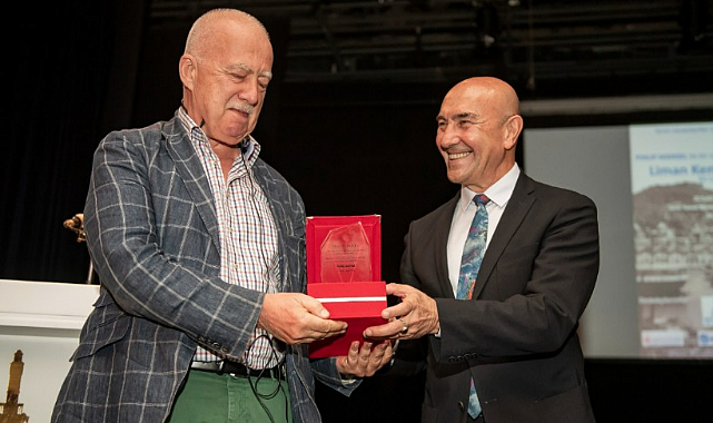 Ünlü İngiliz tarihçi Mansel: "Kitabım için geldiğim bu kente aşık oldum"