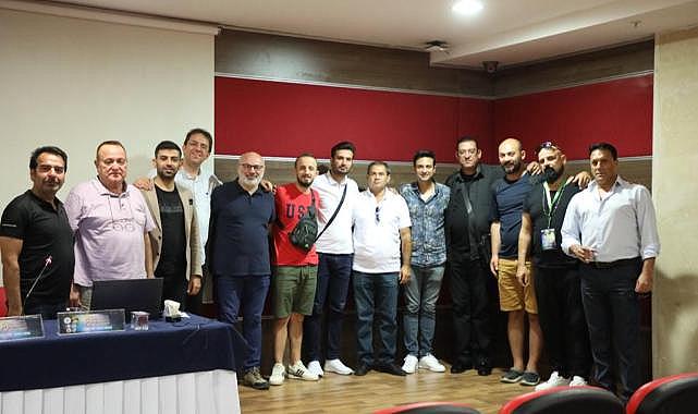 Zurnazen festivali söyleşisinde zurnanın tarihsel yolculuğu anlatıldı