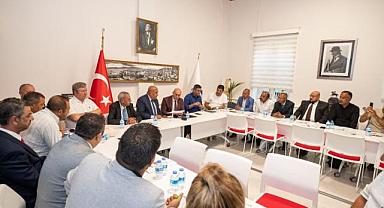 Başkan Soyer, Roman dernekleriyle işbirliği protokolü imzaladı