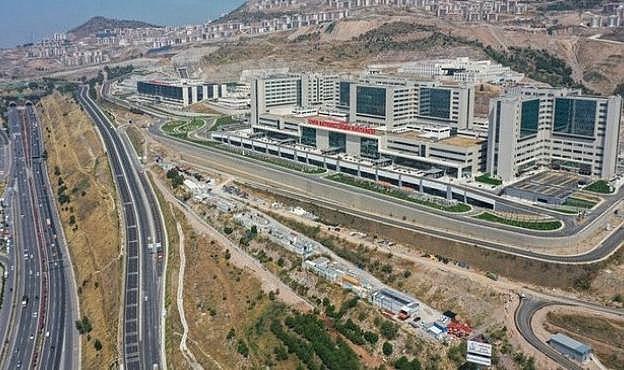 Bayraklı Şehir Hastahanesi, hasta kabulüne başlıyor