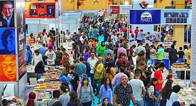 Büyükşehir Kitap Fuarı’nda yazar yağmuru sürüyor