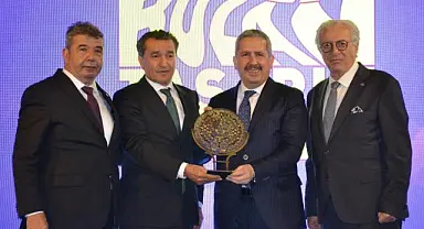 Ezber Bozan Tasarım Yarışması kazananı “Benimle Oynar mısın”
