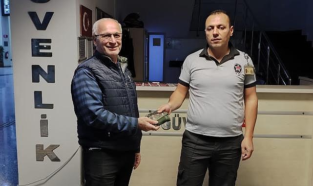 Güvenlik personelinin dikkati İle kaybolan cüzdanın sahibi bulundu