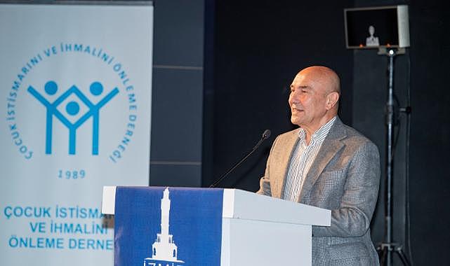 İki elimiz yakanızda