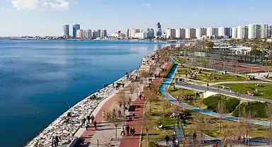 İzmirliler tişörtleri hazırlayın: Havalar yeniden ısınacak