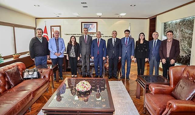 KKTC Meclis Başkanı Töre’den Büyükşehir’e ziyaret