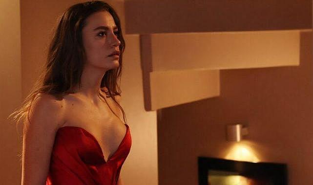 Show TV'nin Aile dizisi karışıyor! Serenay Sarıkaya'nın yerine yeni isim... Artık o olacak