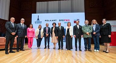 Soyer:“Bu kitabı, hak ve özgürlüklerinden mahrum bırakılan bütün kadınlara adıyoruz”