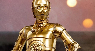 Star Wars'un ikonik robotu satışta: Fiyatı dudak uçuklattı!