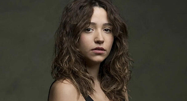 Ünlü şarkıcı Zeynep Bastık'tan Milli Yas tepkisi: Anlamıyorum