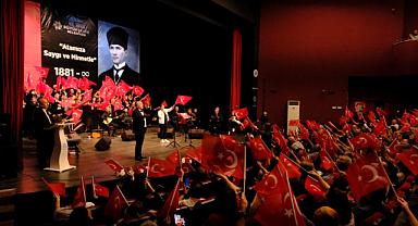 Aydın Büyükşehir Belediyesi Ulu Önder Gazi Mustafa Kemal Atatürk'ü türkülerle anıldı