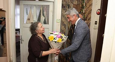 Başkan Oktay Öğretmenini Unutmadı