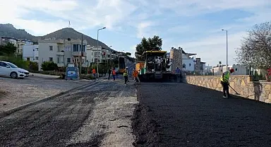 Bodrum’da Sıcak Asfalt Çalışmaları Devam Ediyor