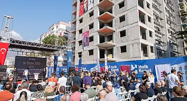 İzmir’in Türkiye’ye örnek uygulaması Halk Konut projesi hızla ilerliyor