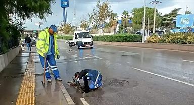 İZSU yağmura karşı teyakkuzda: Su baskını durumunda bu numarayı arayın