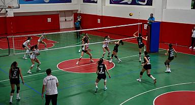 Karşıyaka Medicalpoint: 3 - Manisa Büyükşehir Belediyespor: 0
