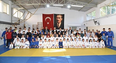 Manisa BBSK'nın Judocuları başarılarıyla ışık saçıyor